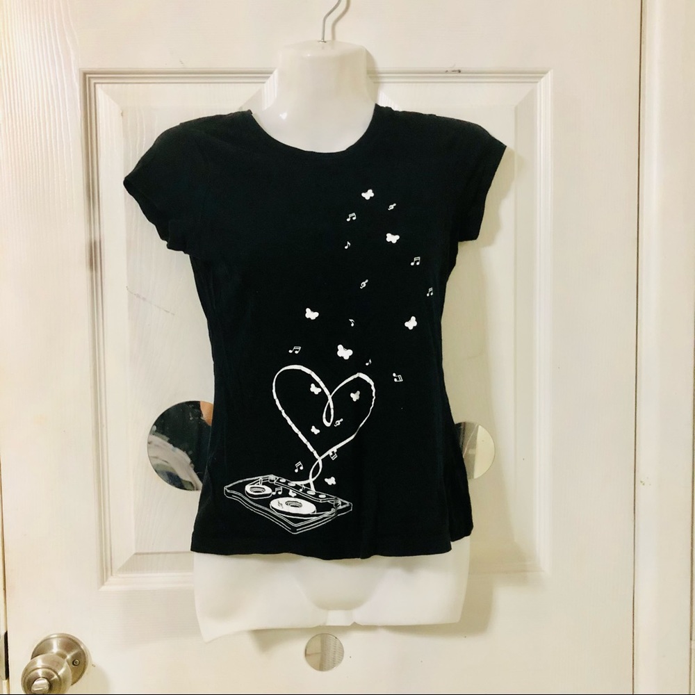 CHARLOTTE RUSSE: graphic tee